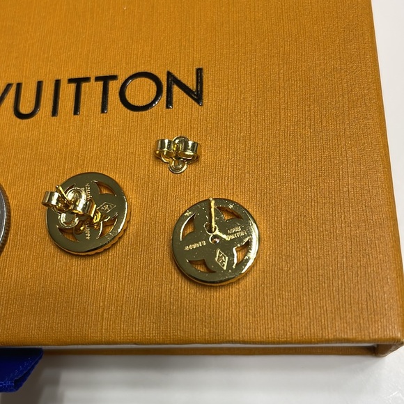 New!  Louis Vuitton Earrings! - Picture 2 of 4